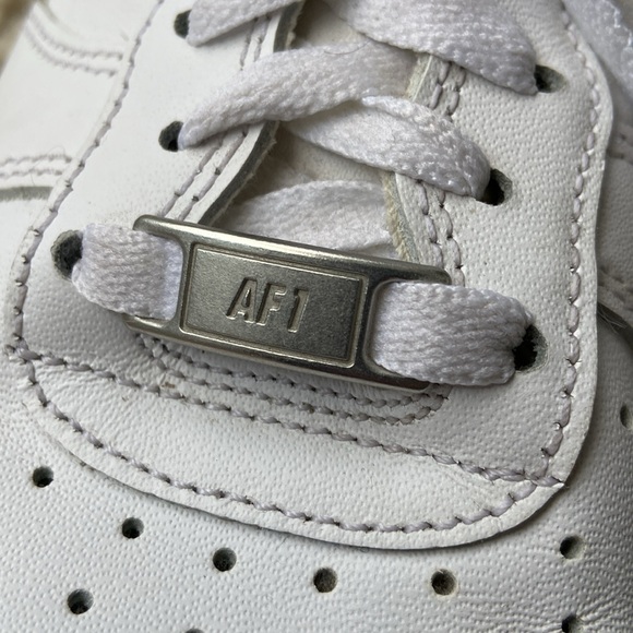 Nike Air Force 1, Size US 8 Custom lips bite swoosh! So cute Excellent condition - Picture 8 of 8